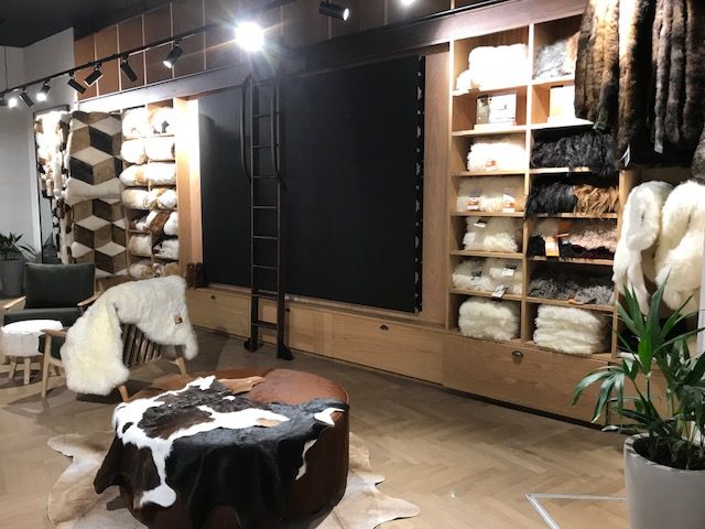awpl_'s tweet photo. This morning, the two newest @awpl_ stores opened in the redeveloped @AKL_Airport International Departures precinct.

We'll have a much wider selection of photos coming soon, but check out the sneak peek of #Koha and #MerinoCollection in the photos below! https://t.co/P3I1MQFDVu