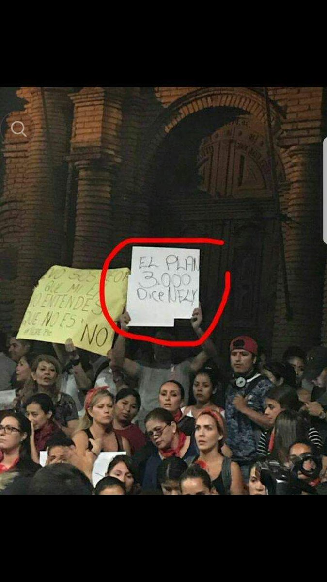 danforever's tweet photo. Los carteles mas buena onda del día #BoliviaDijoNo #EvoDictador #3DVotoNulo https://t.co/oyl4WUj2EH