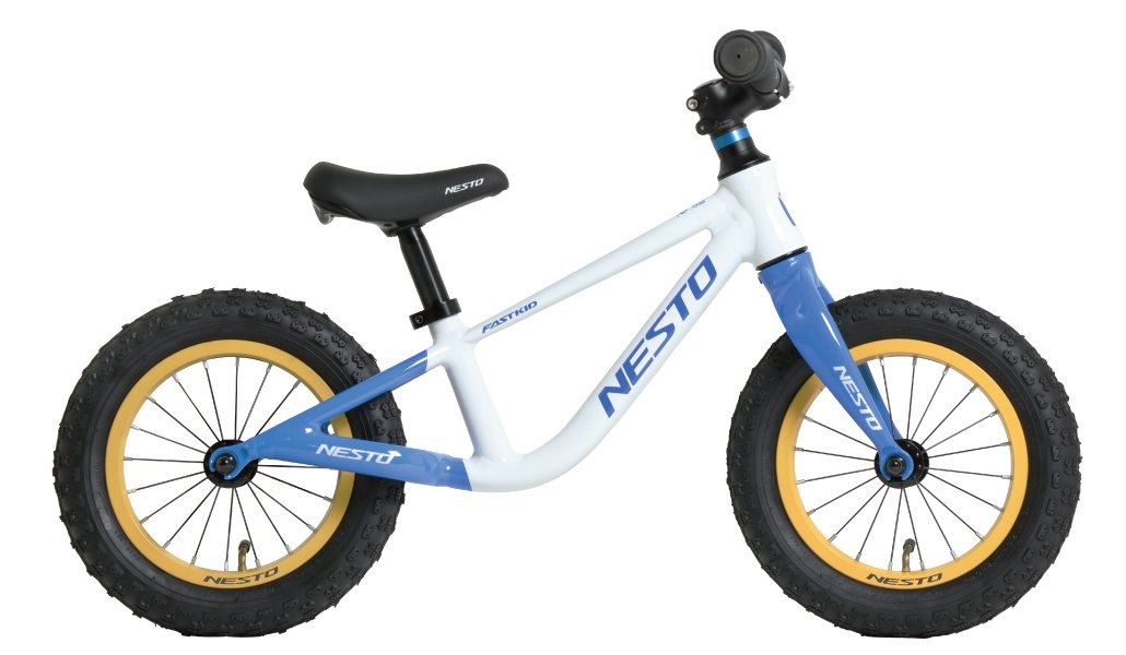 NESTObikes's tweet image. カラーリングはスポーツサイクルの洗練された格好良さを表現した4色展開となっています。サイズ展開は1サイズで、対象年齢は2～5歳です。 #NESTObikes #FASTKID