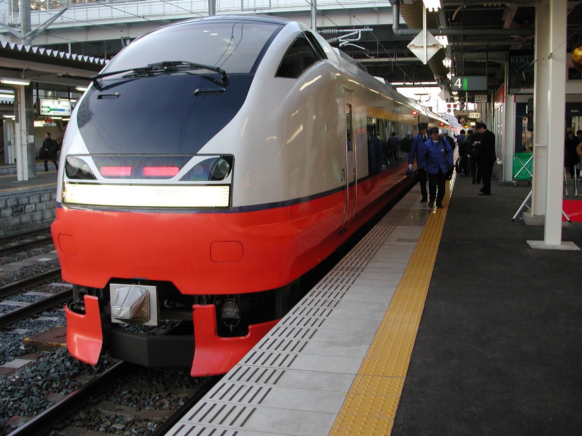 eriha  「8号線」 東北新幹線 迫力の高速通過 驚愕の80連発! ALFA-X,E8系など