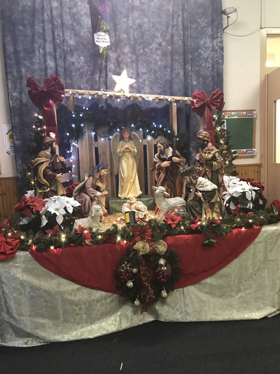 KarenSignoracci's tweet photo. First time visiting Saint Bernard Catholic Academy. What a beautiful and bright school! #CatholicEducation #meetings #Brooklyn https://t.co/pDmLyUlusS
