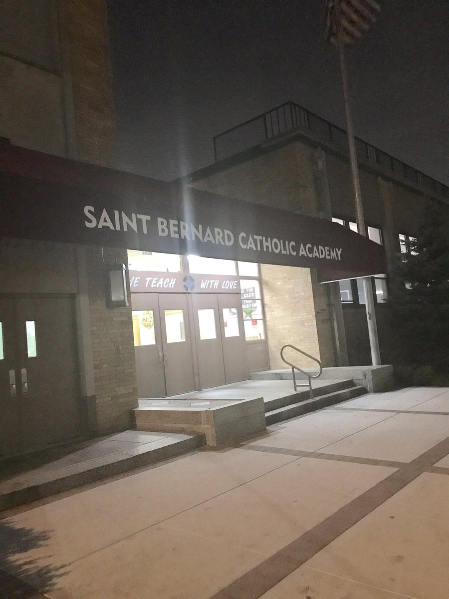 KarenSignoracci's tweet photo. First time visiting Saint Bernard Catholic Academy. What a beautiful and bright school! #CatholicEducation #meetings #Brooklyn https://t.co/pDmLyUlusS