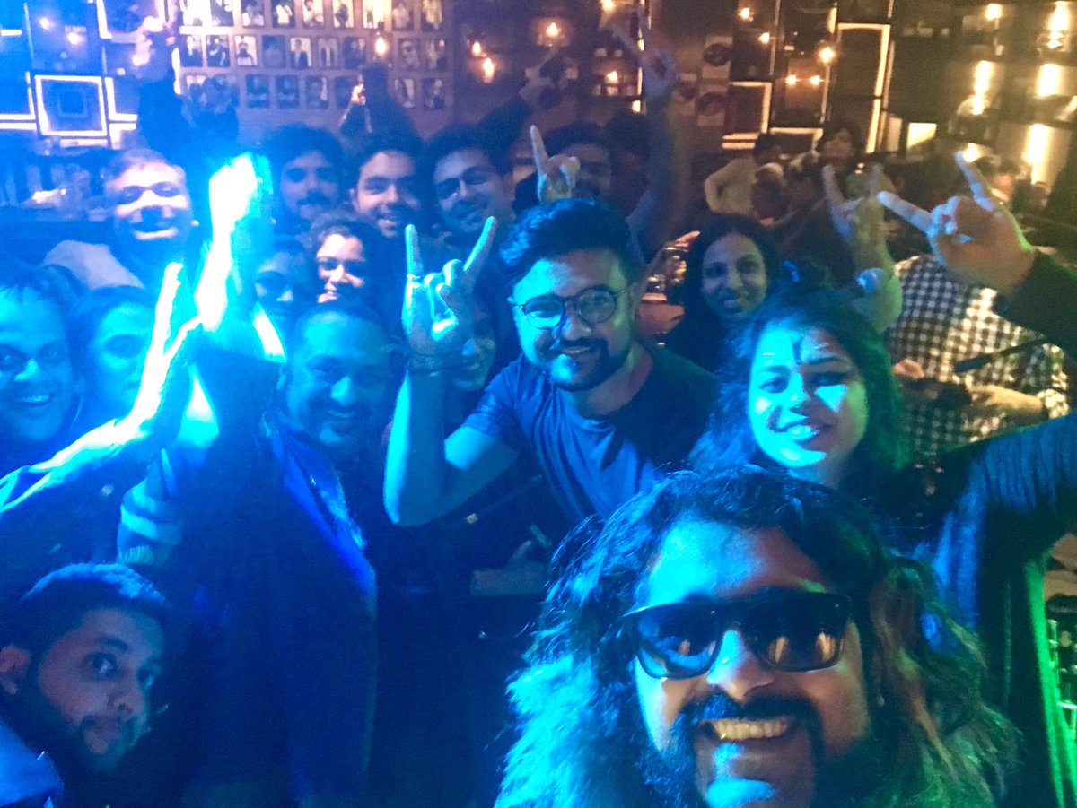 LesleLewis's tweet image. Exciting performing for so many old &amp;amp; new fans!! What a SuperWeek of back to back gigs with my AllStarBand !! Thank you #Delhi #Gurgaon ..Rock &amp;amp; Roll times! 😎 Just like when I was 19!! @shure @shuremea @SunInfonetAudio @oklistenin #TurnkeyMusic &amp;amp; All the Clubs who hosted us 🙏🏼