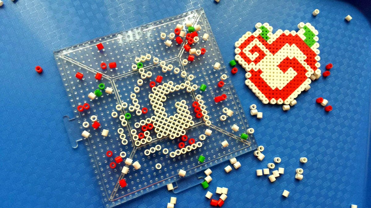 Hunteritweets's tweet photo. Time to make more #handmade #Perlerbeads Crafting is #fun and making a comeback! #Thankyou @FoodlinkNY for your #inspiration #Foodlink https://t.co/qBYEmRC7wu