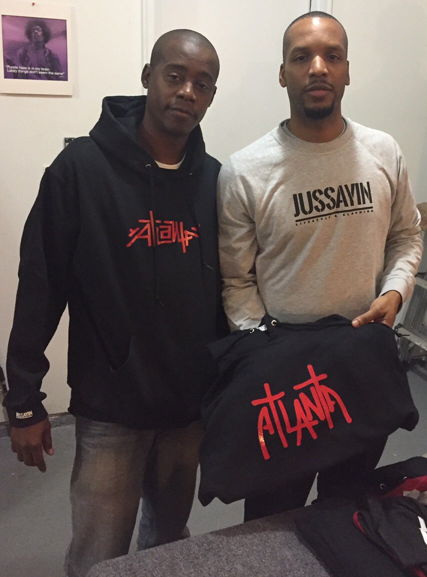 CoryMoMusic's tweet photo. Something special we did for the legendary @dungeoneze of @organizednoize at @JusSayinClothes #JussayinClothing #AllCustomEverything https://t.co/KBU4FIW6sm