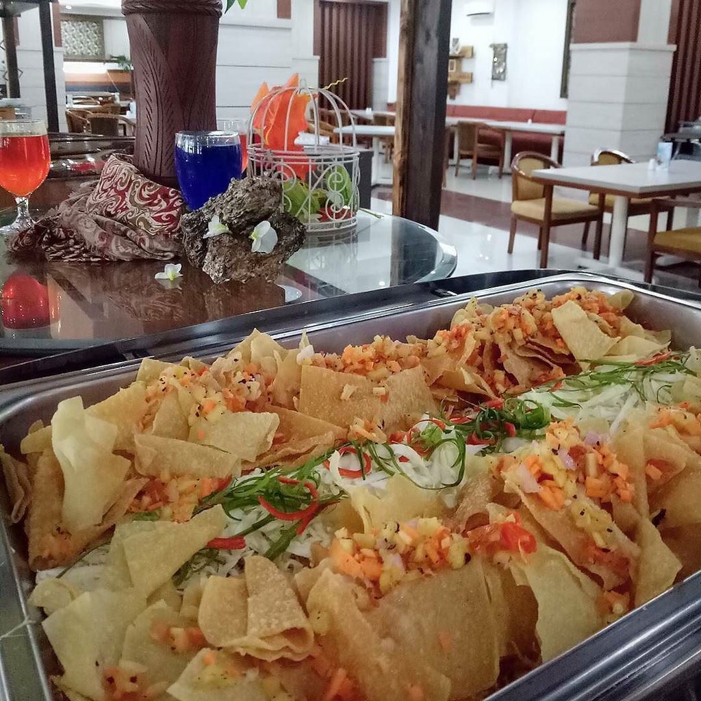 Instagram @galeriukmindonesia > Jl.Pelajar Pejuang 45 no.123
.
Akan selalu ada sesuatu yang coba kami suguhkan untuk memenuhi keinginan selera terbaik anda <a href="/grandasrilia/">Grand Asrilia Hotel</a>.hotel Bandung
. .

Stay comfortable, Get the best price of our room and meeting room facilities for your …