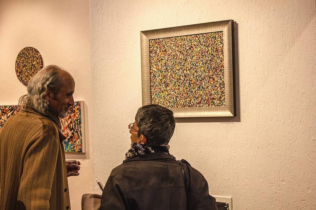 davidpinton6's tweet photo. Las miradas en la exposición de @vujo_artworld 
#art #expo #quito #ecuador #people #casahumboldt#everydayecuador #vujo #oldpeople #peoplephotography #photooftheday #gallery #looking #look https://t.co/7YsA5YIXL9
