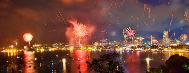 PhuketO's tweet photo. Phuket in December: High Season Month
https://t.co/803DwKOmOW

#PhuketHotelsOnline, #AboutPhuket https://t.co/2AIT6lbfxN