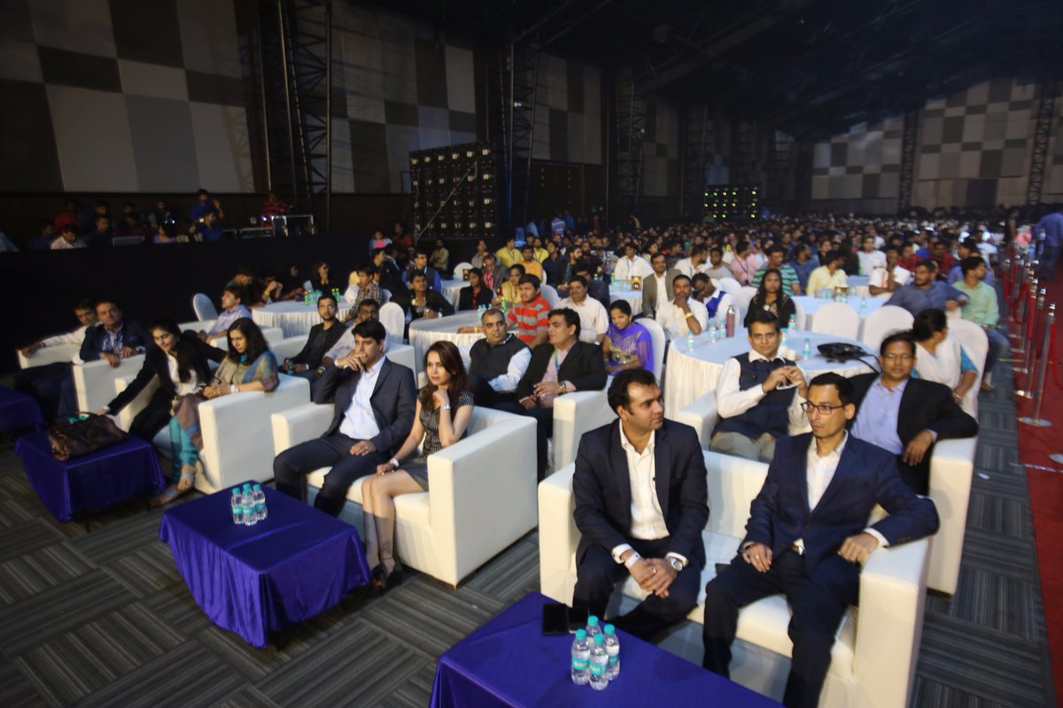 ConcentrixIND's tweet photo. An evening worth remembering as #Bangalore hosted its annual gala event #UMANG2017. Awesome revelry of over 3700 people coming together under one roof, recognition of our top talent, never-ending jamborees, biggest mannequin challenge ever, an eye-catching laser show, and more.. https://t.co/cMxJmtgAGk