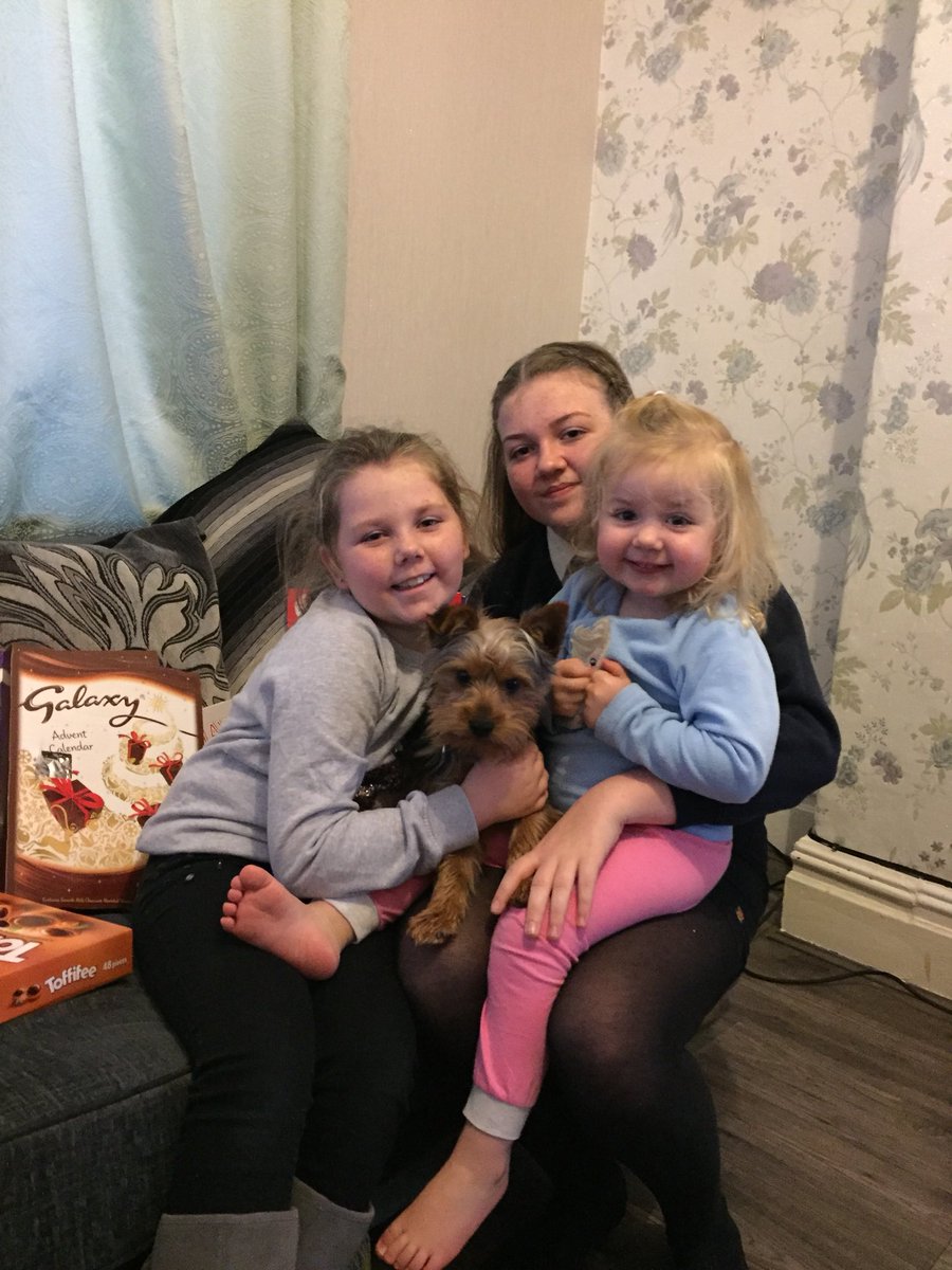 jomolbarrow's tweet photo. Gotta be a good day when you can have chocolate before breakfast right?! Even our fur baby Buzz has one 😂 https://t.co/YsR1HTNPqO