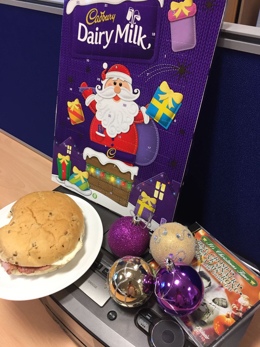in_accountancy's tweet photo. Bacon butties, baubles, advent calendars and Christmas music.... it must be December at Team IN HQ 😄🎄🎉🎄 https://t.co/UmsBxE7Emo