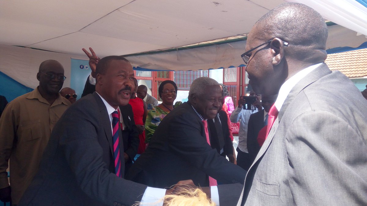 zziwaherbert's tweet photo. #Fdcdecides2017 : @mugishamuntu Its not only enemies that separate. @ntvuganda https://t.co/uRHGAjsMro