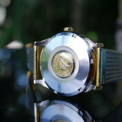 wannaB_BBear's tweet photo. https://t.co/UuRhYVEyto
Omega Constellation
เครื่อง 561 ขาสิงห์ 12 เหลี่ยมสวย มาพร้อมสาย สภาพดี สวยทั้งตัวเรือนและสาย
Bht. 5x,xxx.-
#luxe #Omega #Constellations #vintage #automatic #cronometer #watches #vintagewatch #timedd #Bangkok
📞: 081-684-5835
Line ID: time-dd https://t.co/zrQVohW8PH