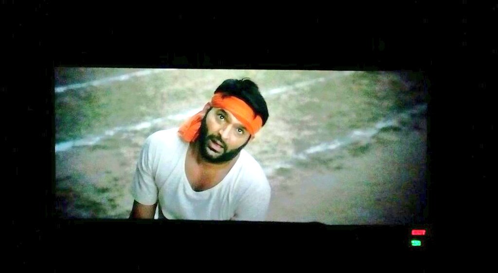 KapilSharmaFan8's tweet photo. You should go and watch #Firangi its awesome @KapilSharmaK9 love u sir what a flim😍Loved It @dhingra_rajiv @ishidutta @TheMovieFirangi 😉 https://t.co/p7iO7ZNwAO