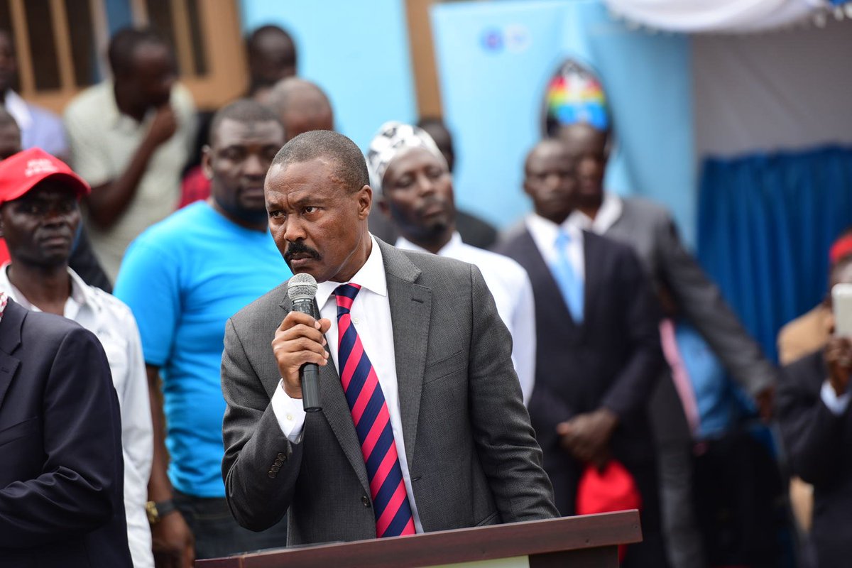 bamulanzeki's tweet photo. It's not only enemies that separate - mugisha Muntu #Fdcdecides @observerug https://t.co/sQd3H6n2ka