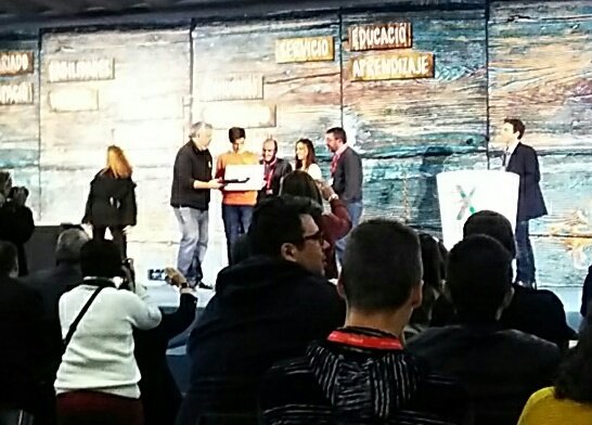 Ayto_Coslada's tweet photo. Algunos de los premiados en @LHAjuntament x sus proyectos d Aprendizaje y Servicio #Aps2017. En este Encuentro #Coslada será tb protagonista https://t.co/OtRZYMzt73