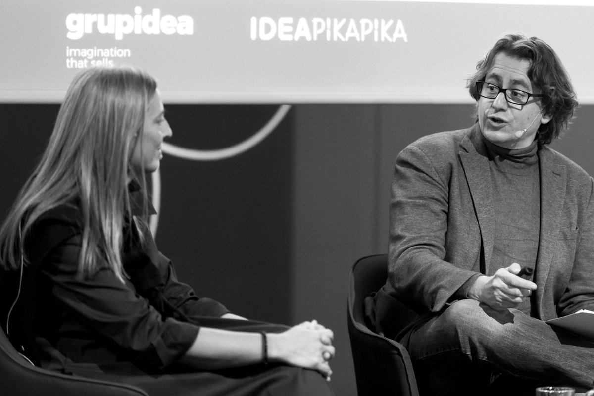 RocaBcnGallery's tweet photo. El encuentro Idea Pika Pika con @MariaCallis, presidenta del @RDIspain, ha sido todo un éxito. María es especializada en la creación, actualización, optimización y desarrollo de conceptos de retail y nos mostró las últimas tendencias en fusión retail. https://t.co/5hgdoCH59P