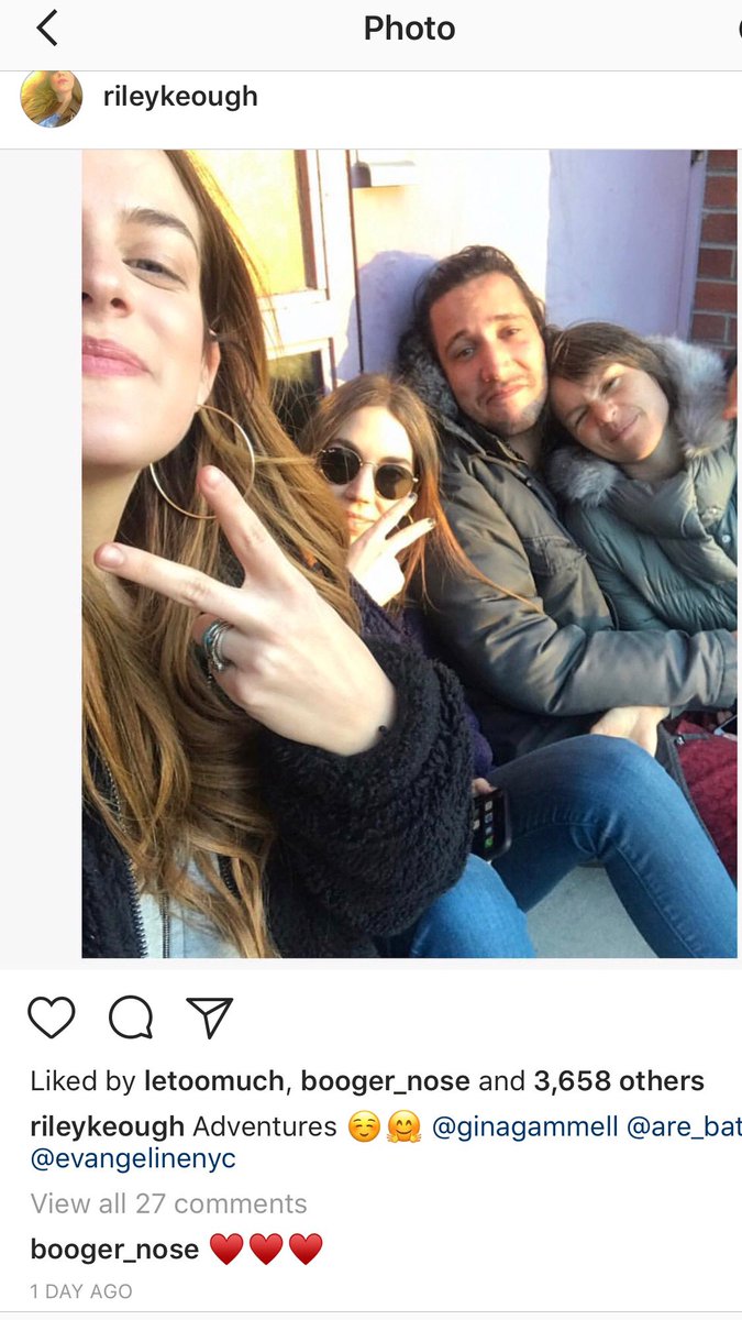 smartlurker's tweet photo. Love this fun pic and the โlikes.โ Riley and Gina, Kristenโs BFFs ๐ #RKConnections #RKFriends https://t.co/moQ1Tbb2c5