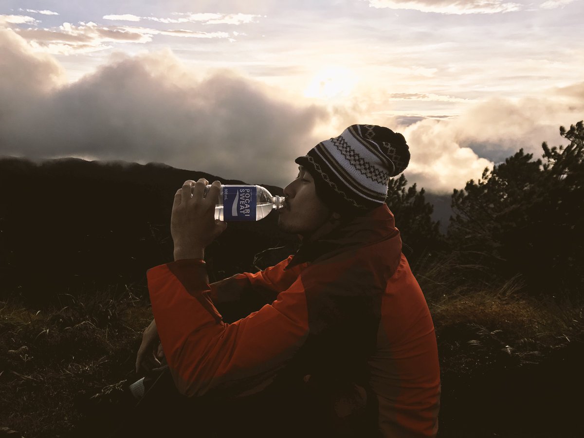 beachguyjs's tweet photo. #Mt.Ugo #pocarisweat #sunrise #pasadaph #project390 https://t.co/quaqmoCi39