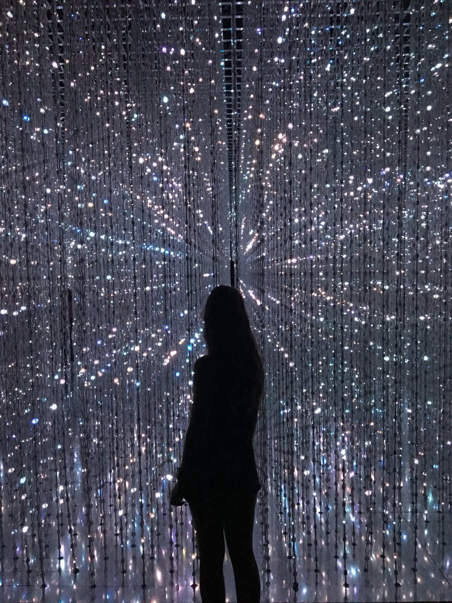 HanCreates's tweet photo. Future world exhibit - where art meets science, what an eye opener of how they can collaborate to enlighten experiences #innovation #technology #design #Creativity https://t.co/IKmCqPzamU