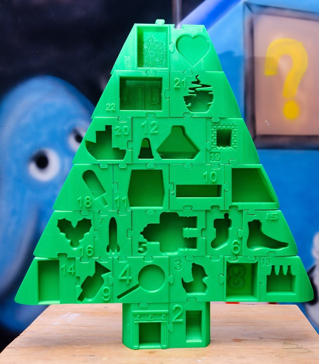 geekc0der's tweet photo. Yay! Its finally time for the #3dprinted #advent calendar!
Are you printing along everyday ? (thing
2670389)
#3dprint #3dprinter #makers #makersgonnamake #thingiverse #adventcalendar #cctree https://t.co/ZR9oixYhA2
