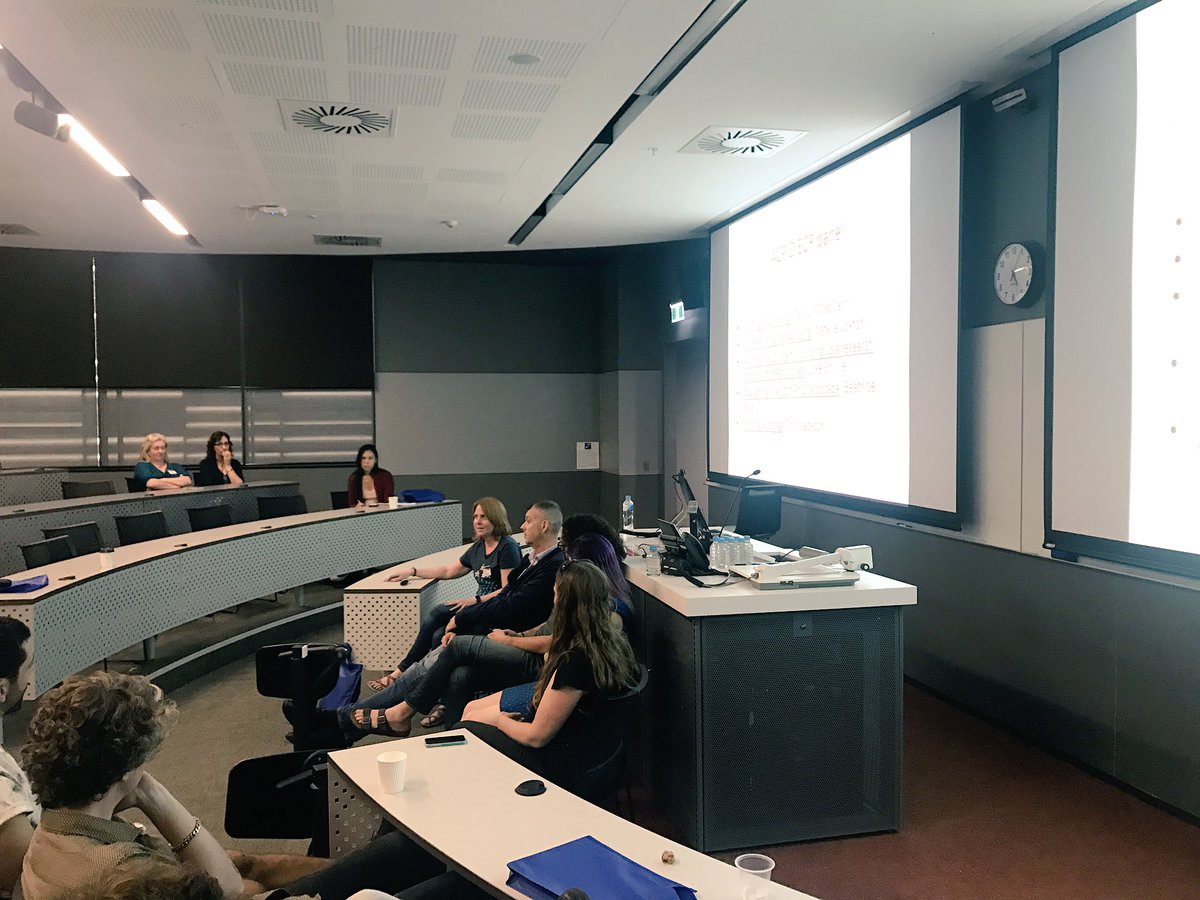SarahAWalker's tweet photo. #ACPID2017 Early career research Q & A w/ @caro_maccann @drsmillie #ChrisJackson #BeatriceAlba #NatalieLoxton Fantastic advice, and an honest appraisal of #academia #ECRchat #PhDchat @Sydney_Uni https://t.co/sBdMiuG0Oi