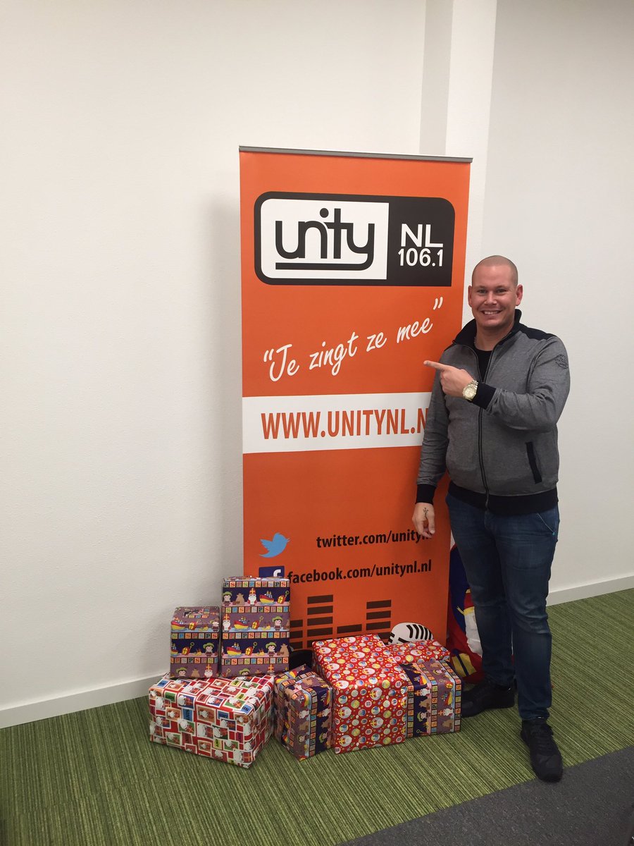 'Doe met me wat je wilt' is de nieuwe single van <a href="/RobertPaterDora/">Robert Pater</a> en hier kwam hij bij <a href="/unitynl/">Unity NL</a> alles over vertellen.