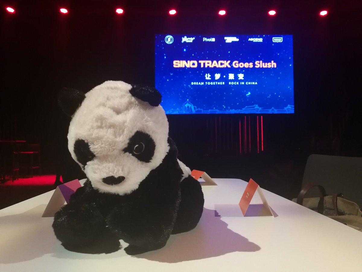 CombplusHQ's tweet photo. We are all set for the SINO TRACK Goes Slush event! Breakfast is served, warmly welcome! #combplus #sinotrack #pitchchina #Slush17 https://t.co/njvKtXbMvU