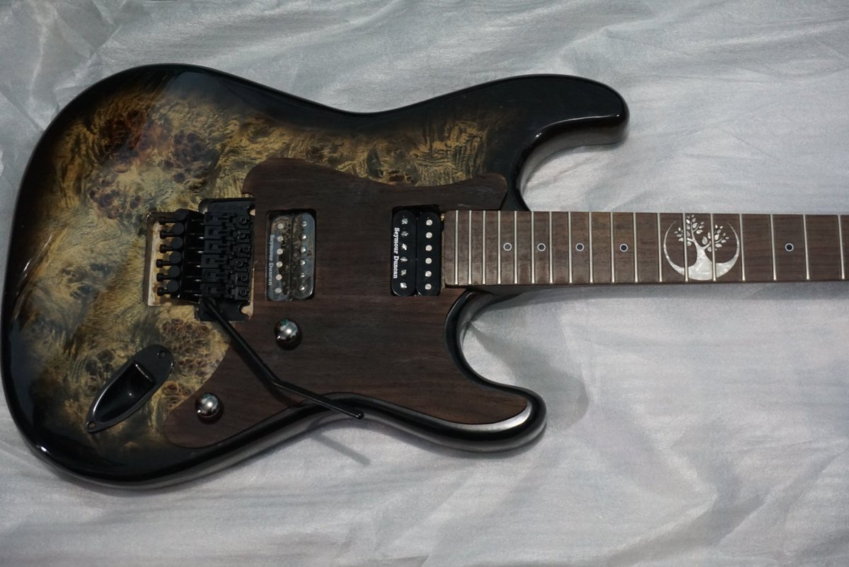 LunaGuitarworks's tweet photo. Boutique Guitars Handcrafted with The Best Craftsmanship. Assembly processes! Wood is Good. Order Now!! #Craftsmanship #Wood #WengeNeck #Handbuild #Boutique 🎸🇮🇩 https://t.co/eig5N19bjc