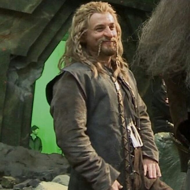 Happy #filifriday 
#fili #deanogorman #thehobbit #dwarf #sexdwarf #thehobbit #middleearth 
Hapoy Birthday Dean O'Gorman 🎂 <a href="/RoyalHeirFili/">Fíli</a> <a href="/PrinceOfDurin/">Jedi!Kìli</a> <a href="/Majest_Thorin/">Thorin's Majesty</a> <a href="/RavnaofErebor/">Ravna</a> @BlackHairArcher <a href="/DwarvenLion/">Fili</a> <a href="/FiliTheReal/">Fili Durin</a>
