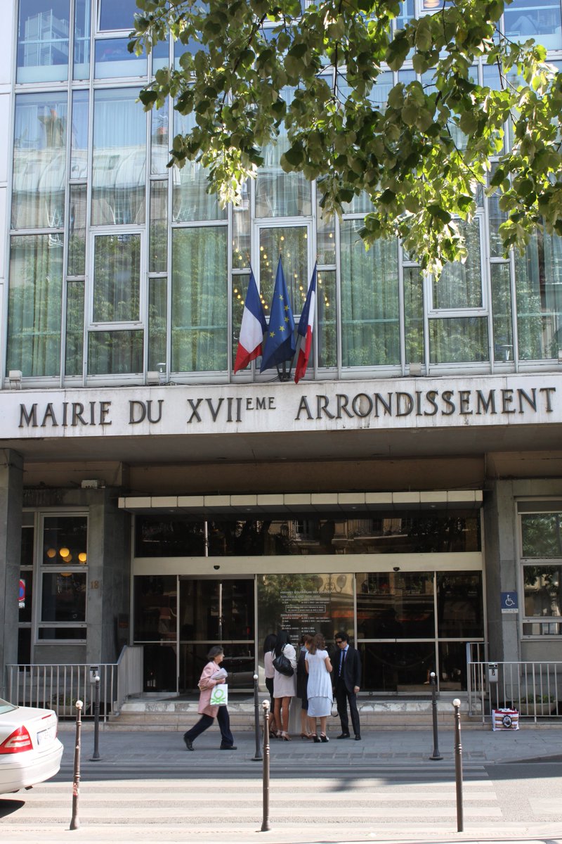CapMariage's tweet photo. Réunion Cap @CapMariage à la @Mairie17 @paris demain le 2 décembre à 10 h 30 min - 12 h 00 min. L’association  CAP MARIAGE vous propose de valoriser votre mariage civil, de  personnaliser la cérémonie et d’échanger avec d’autres couples sur  l’engagement que vous prenez. https://t.co/eGU2YzxbL3