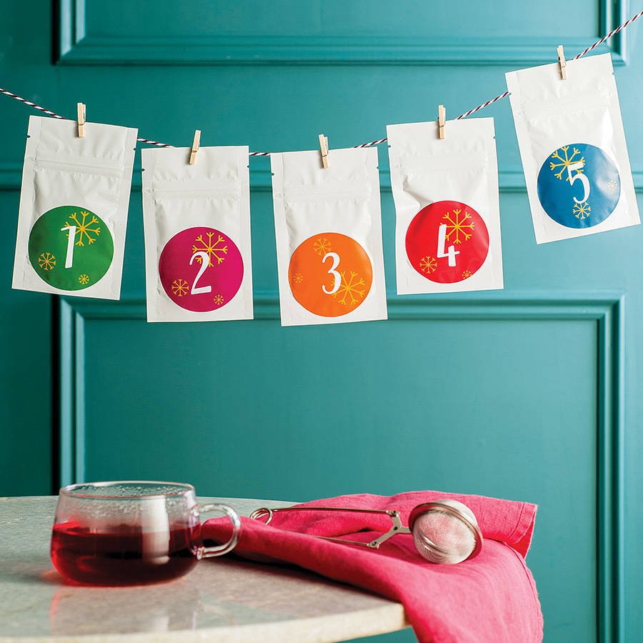 RooibosRocks's tweet photo. Here is some "tea"-spiration for your DIY Advent Calendars: You can place some Rooibos Rocks teabags in some of the envelopes or sachets for a yummy, healthier surprise for all ages to enjoy.
#Advent2017 #DIYAdvent
Pic: by Posttea https://t.co/dyiRlLIEcF