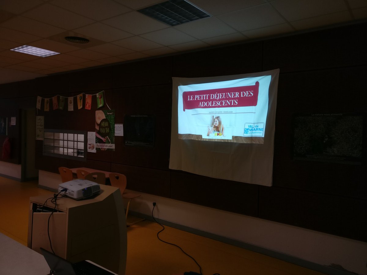 jzallio's tweet photo. Aujourd'hui on parle #petitdejeuner au collège F. Flagon de #valenton @val_de_marne @AcCreteil #tweetTsvt https://t.co/Rli7gU0STl