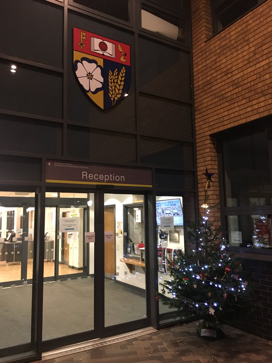 TRFWIA's tweet photo. Happy 1st of December from everyone at WIA!  🎅🏽🌲☃️ https://t.co/t8Q60h6q15