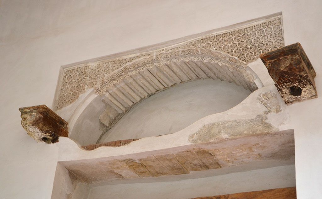 acerouno_'s tweet photo. Hemos finalizado la #recuperación del patio de acceso en el Palacio de Cervatos con el resultado que os presentamos y que sin lugar a dudas sorprende: https://t.co/we6vo9UHJ6 #conservacion @ConsorcioToledo https://t.co/ZV1UyBvdWt