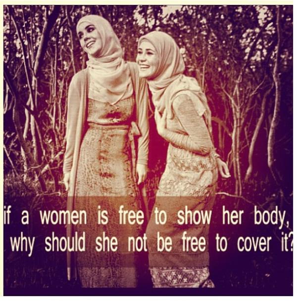 istillah's tweet photo. A woman has the right to wear what she wants.
If a Nun or a Pagan can wear her headgear so can a Muslim woman. The veil is only intimidating to those who hate Islam or want to deliberately hurt & harass pious and modestly dressed women.
#Hijab #Haedscarf #MuslimWomen https://t.co/Hwc7weFTuU