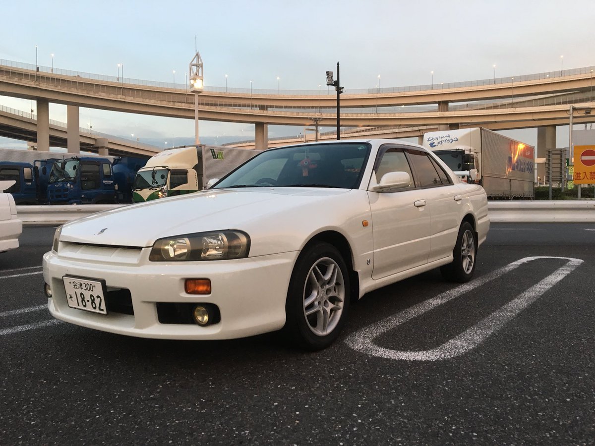 まサバ Enr34 Twitterissa 珍車 不人気車に乗ろう Enr34 スカイライン Gt R以外 はfrだけと思われがちだが四駆モデルも ある スポーティなモデルなのにターボは積んでない Naのみ 駆動方式はフルタイム4wdだが アテーサe Ts制御で路面状況に合わせてフロントに