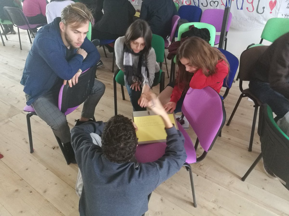 EuroBugInt's tweet photo. Action Planning to be implemented in local communities when we get home. Let's challenge LABELS! #createyouthside @Leargas @EUErasmusPlus https://t.co/4tUtNCYkvE