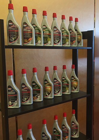 ERCAdditiv's tweet image. ERC Additiv GmbH at #AutomechanikaShanghai! That is how we are representing the products of erc on our booth. Please visit us in hall 5.2 booth a88. #fueladditive, #oiladditive, #diesel, #petrol, #systemcleaner, #mineralöl, #kraftstoffe, #erdöl, #automotive, #aftermarket