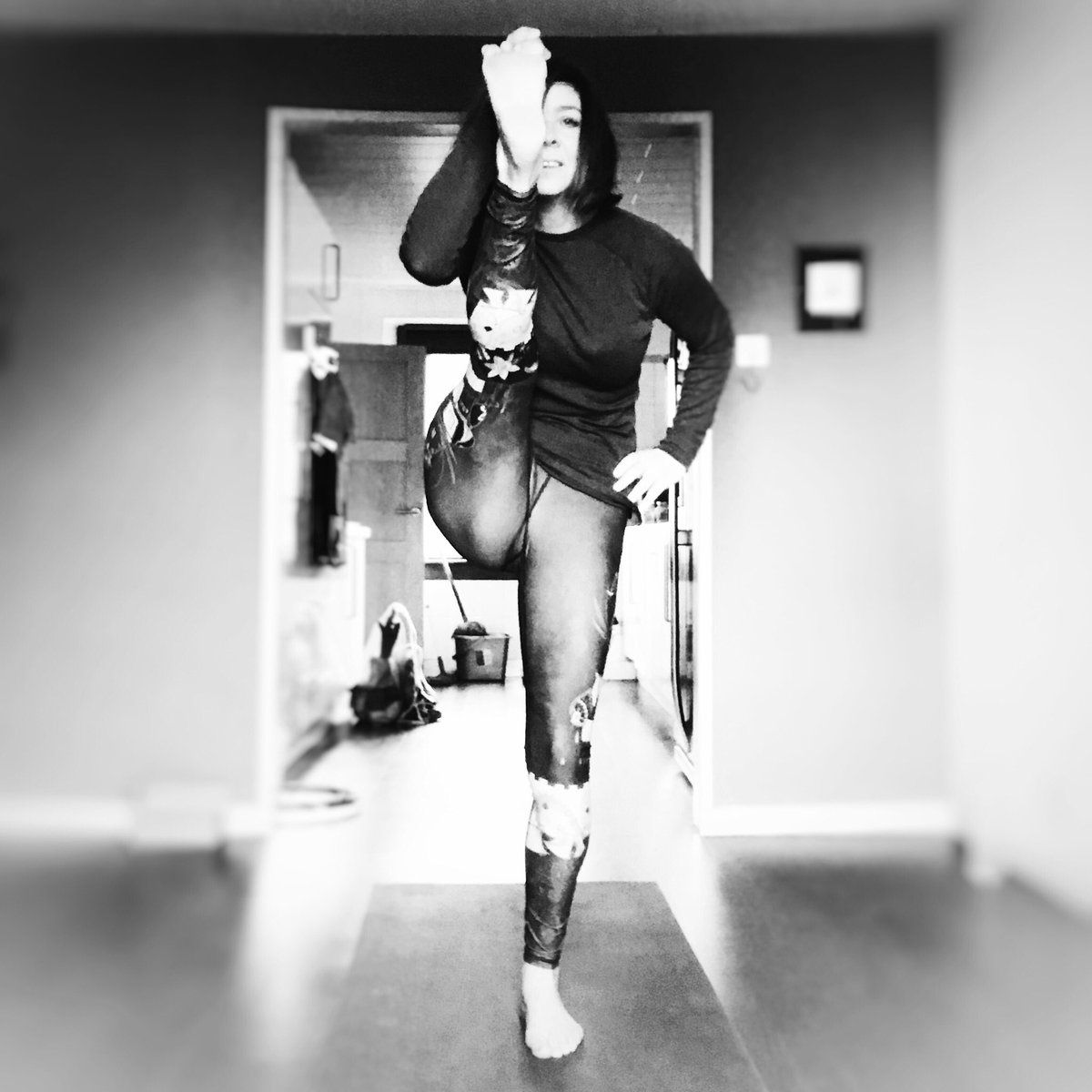 YogaDundee's tweet photo. Can’t you see? I’m just space for you to be. ~ Douglas Harding. #now #here #free #essentialbeing #yoga #yogadundee https://t.co/FNPaO5BeaS