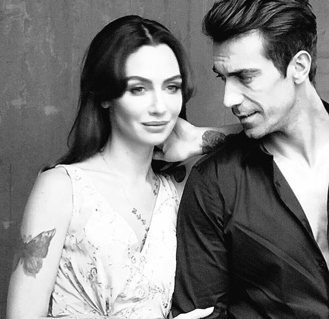 balhatunnn's tweet photo. #SiyahBeyazAşk ⚫️⚪️ https://t.co/6sfergH1vO
