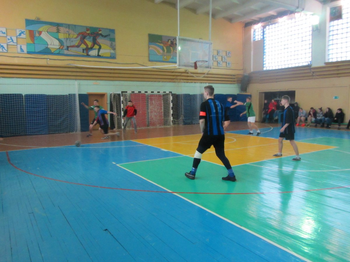 Unost_Rossii's tweet photo. 25 ноября 2017 года на базе спортивного зала Трубчевского профессионально-педагогического колледжа проведены областные соревнования по мини-футболу в зачет комплексной Спартакиады среди обучающихся ПОУ 2 группы Брянской области. https://t.co/nOdmdEcNfc https://t.co/TfZOx9DGNH