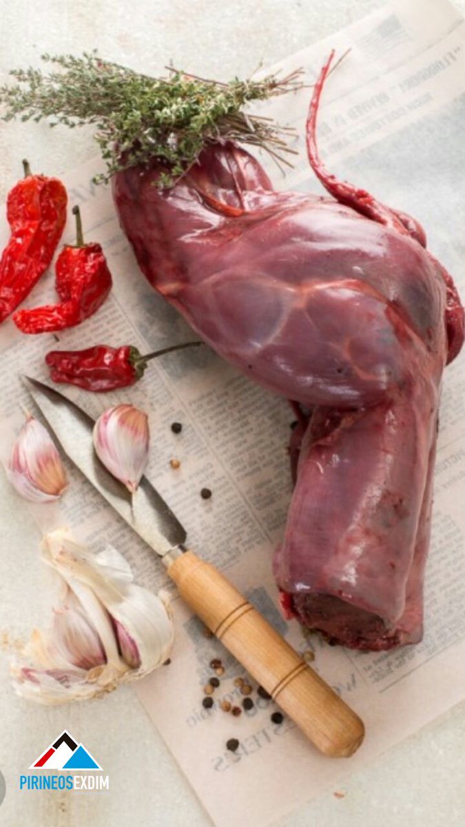 PirineosExdim's tweet photo. PRODUCTOS Pirineos Exdim; CARNE DE CAZA | Producto 'REY' DE LA CAZA, esta semana en Pirineos Exdim queremos destacar las propiedades de la CARNE DE LIEBRE: una suculenta y aromática carne, muy magra y con un alto contenido en hierro. https://t.co/2ge5eDvHme