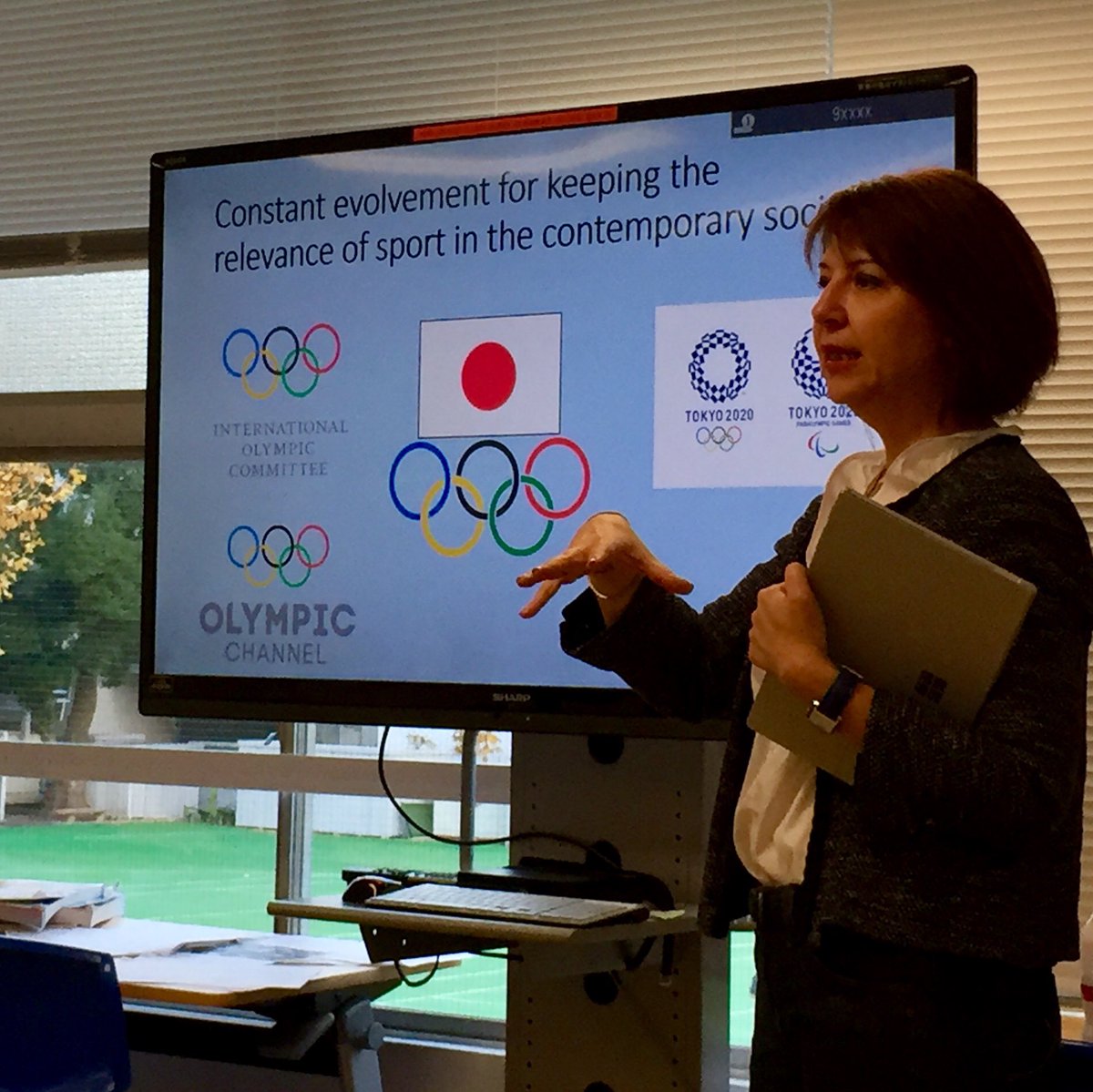 BST_MrChristian's tweet photo. A glimpse into the world of global marketing in the build-up to #Tokyo2020 in this evening’s @BST_Tokyo #AutumnLecture 🍁 Sincere thanks to Ms Gabriela Mandrea, Head of Marketing Activation at Edelman, for a fascinating talk! https://t.co/wbhN5nxR7O