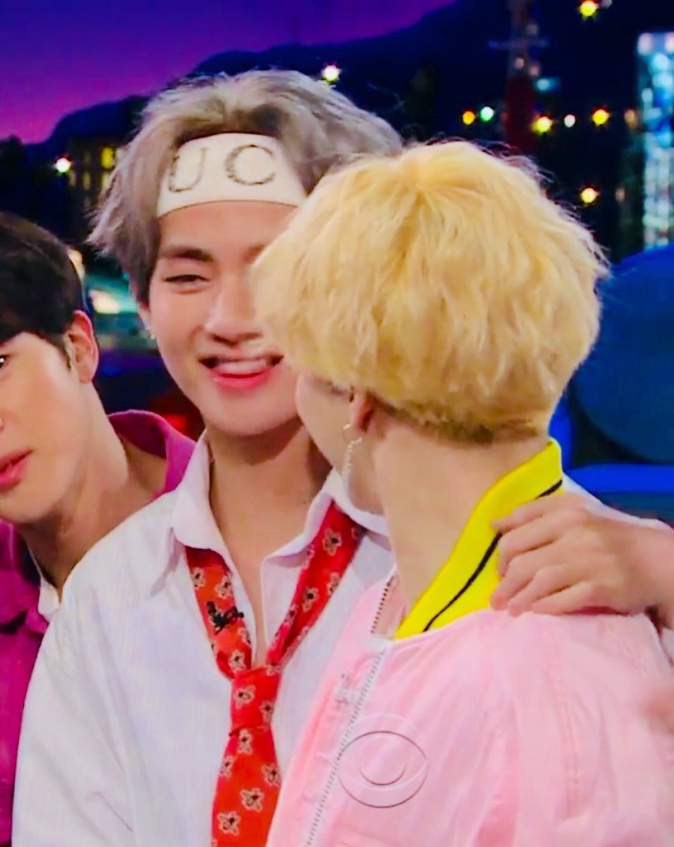 bestpromogems's tweet photo. STFU THEY'RE IN LOVE 😭🐯🐥💜
© https://t.co/JoK2WDvriu