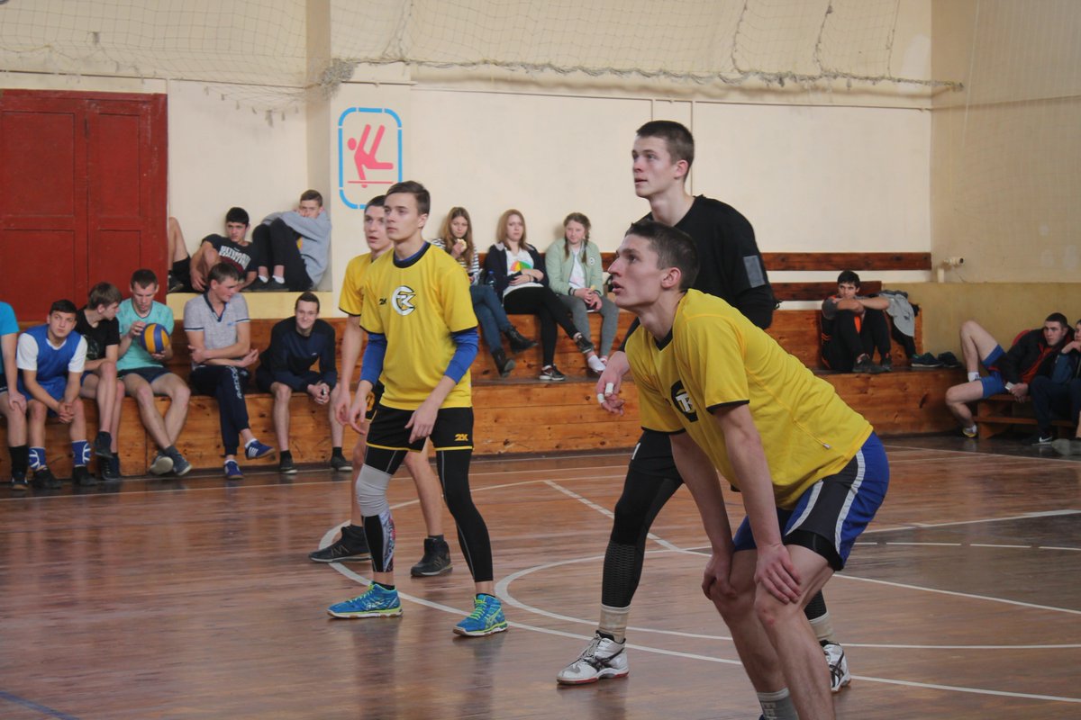 Unost_Rossii's tweet photo. Соревнования по волейболу в зачет комплексной Спартакиады среди обучающихся профессиональных образовательных учреждений 3 группы Брянской области. https://t.co/mEbiF9rYT7 https://t.co/X3w9f6pCvC