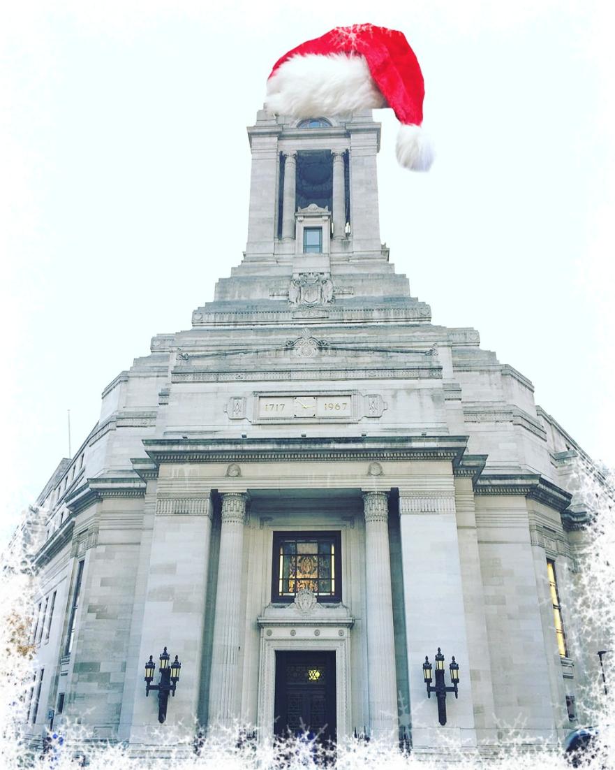 UGLE_GrandLodge's tweet photo. Welcome to our advent calendar! Every morning in the run-up to #Christmas we’ll be posting a little festive treat for you all 🎁 Stay tuned! https://t.co/h29aYlC7aS