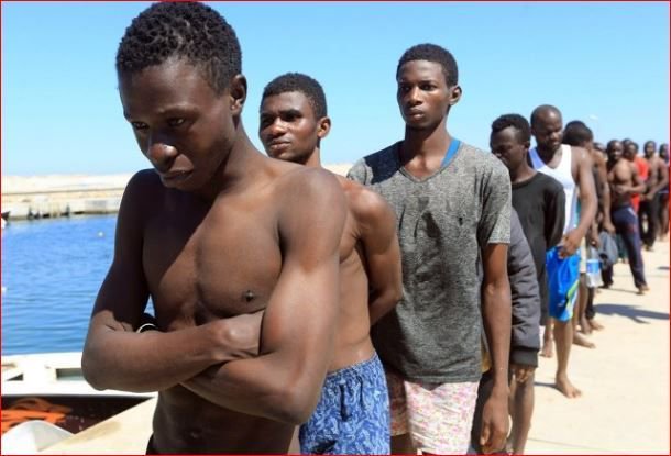 misscdm100's tweet photo. Slavery.  2017. The modern world.

Will this dispicable treatment of human-beings ever end?
How can we challange those who that undertake these atrocities??? https://t.co/UfVI4zaTqh