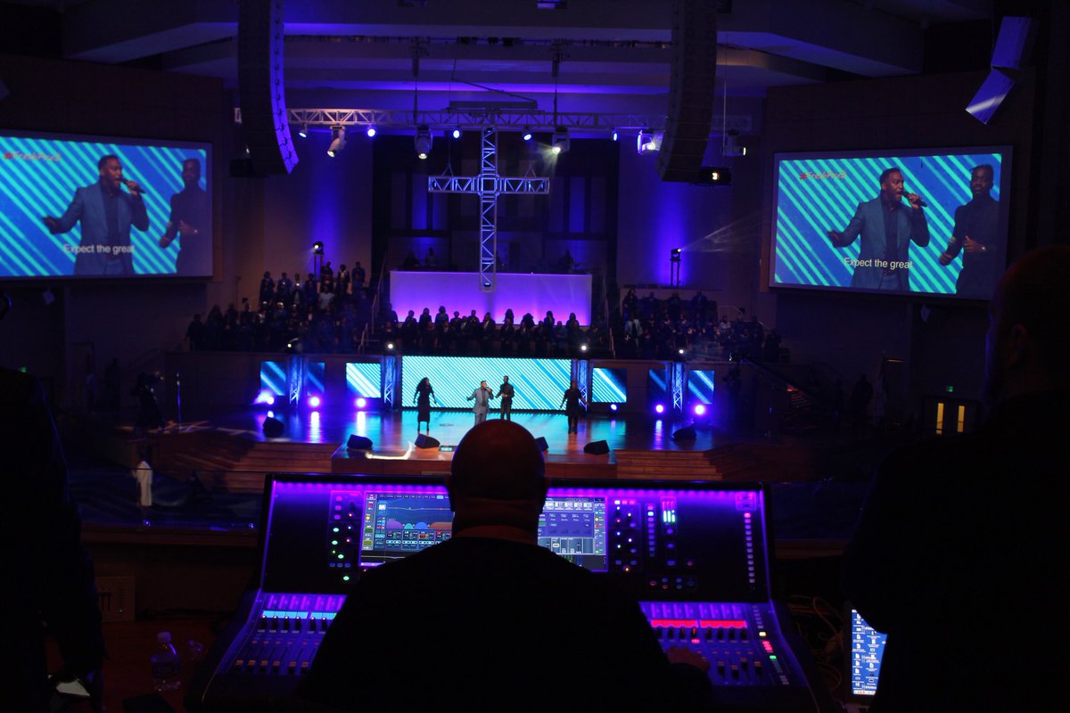 waveavl's tweet photo. Our @waveavl team serving @NewPsalmist @allen_heath @AbsenLED #choirflex #visualflex #controlflex https://t.co/AOlsK9SeNz