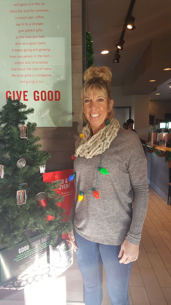 Austintown Starbucks tweet media